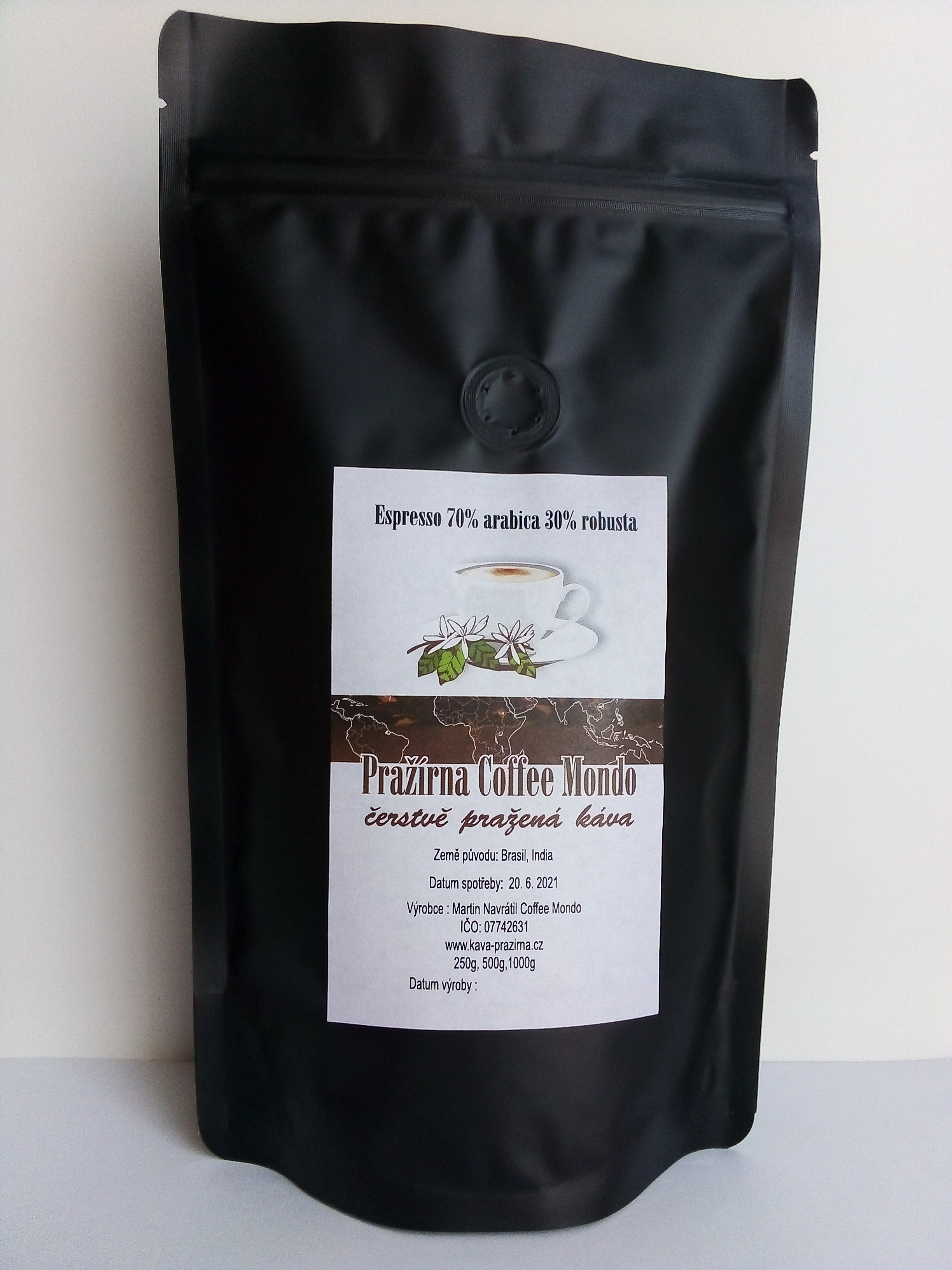 Espresso směs 70% arabica 30% robusta 1kg ,zrnková káva , Brasil , India